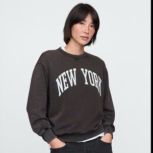 GAP Vintage Soft State Logo Sweatshirt Sz Medium Tall Washed Black / Grey NWT
